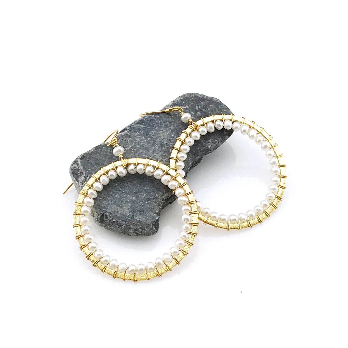 Pearl Gold Mason Circle Earrings